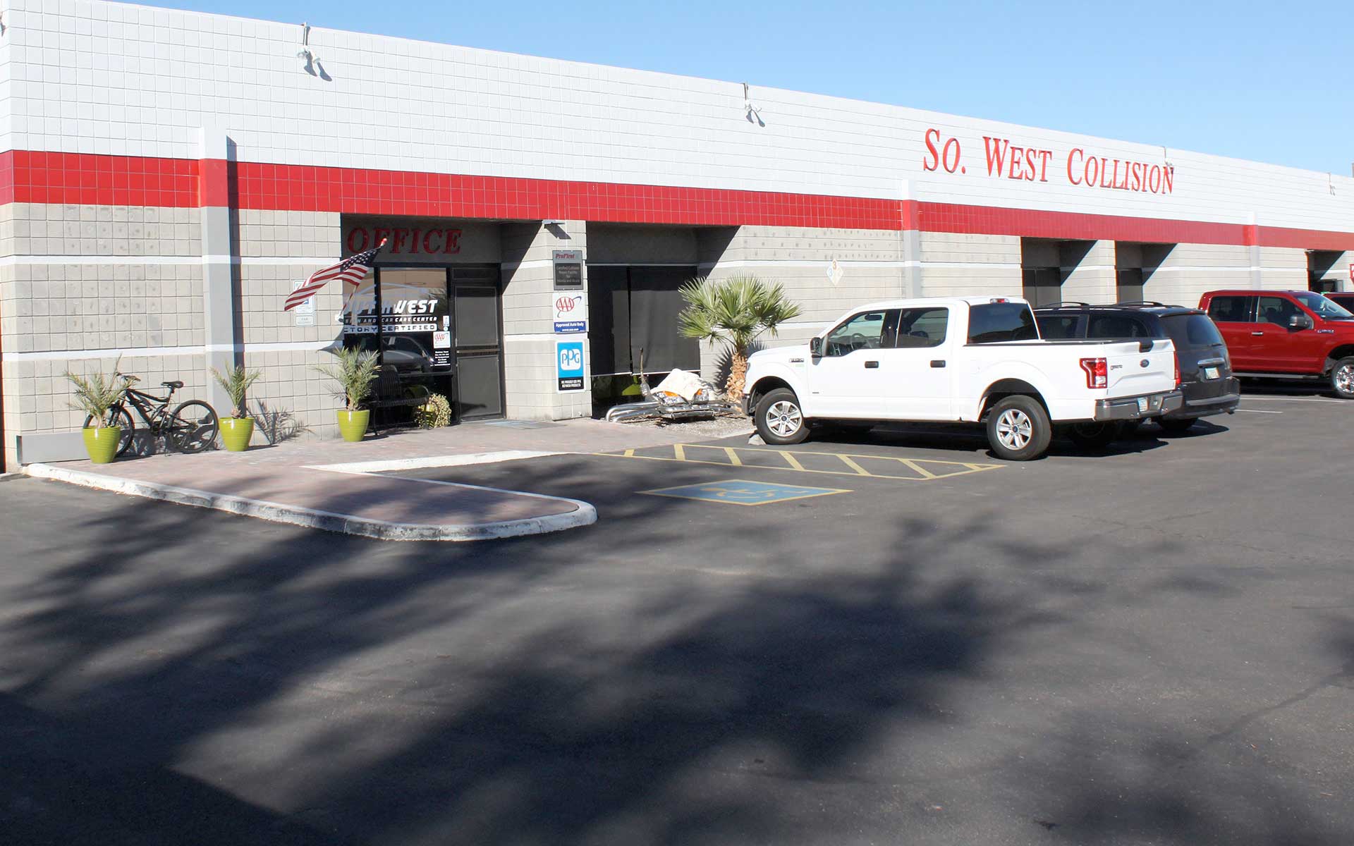 Kaizen Collision Center Tempe Phone (480) 9685915 Address 622